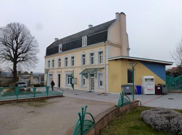 Brunemont .- La Mairie