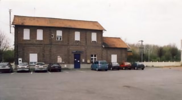 GARE D'AUBIGNY AU BAC
