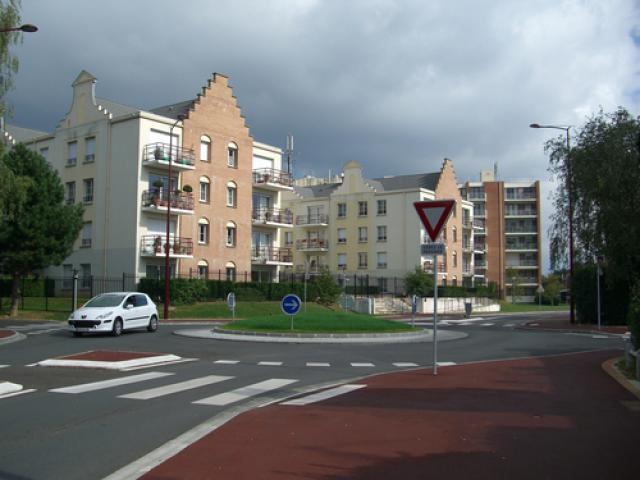 Avenue du Marechal de Lattre de Tassigny