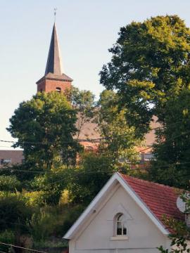 Gussignies, l'église Saint-Médard,