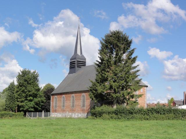 Noyelles-sur-Sambre (Nord, Fr) église, vue latérale