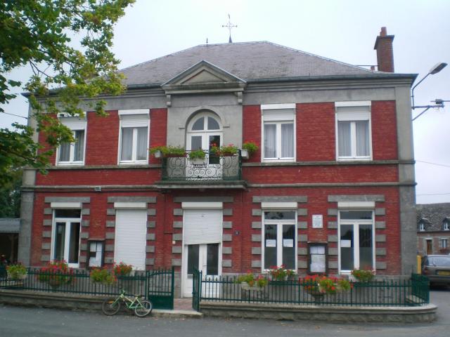 mairie de Petit-Fayt nord france