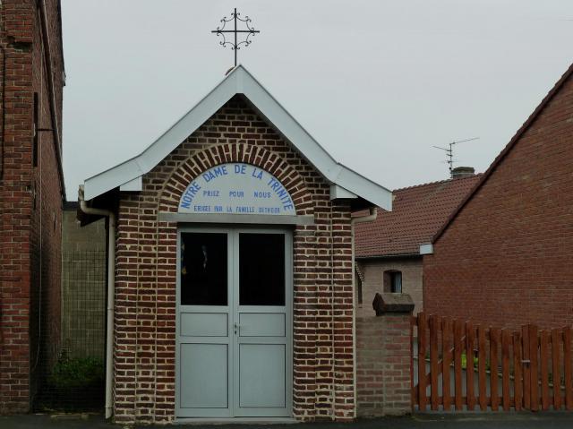 Chapelle N.D. de la Trinité Le Doulieu Nord.- France.