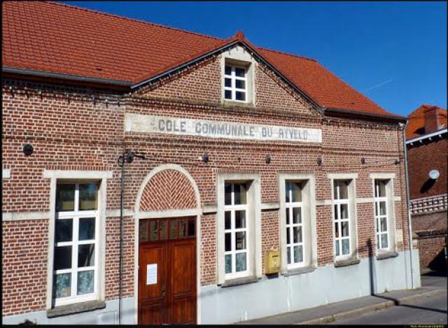 Steenvoorde, France .- Ecole Communale du Ryveld