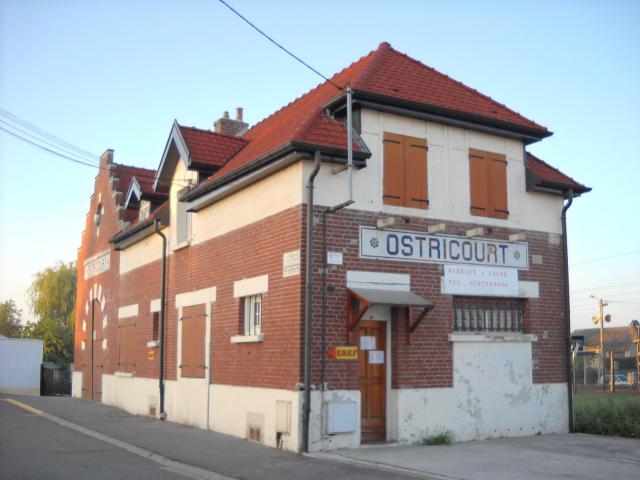La gare ferroviaire d'Ostricourt, Nord, France.