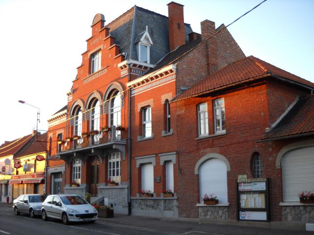 La mairie d'Ostricourt, Nord, France.