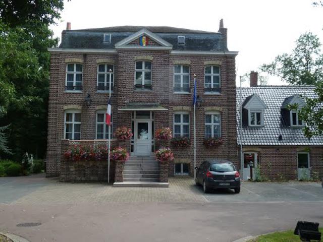 Esquelbecq, la Mairie