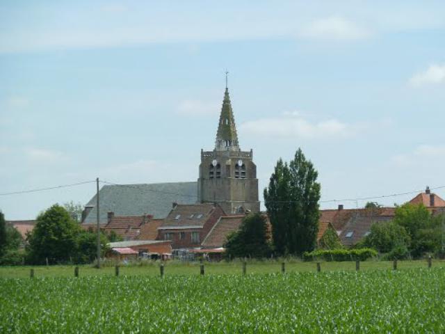 Looberghe, France.- l'église Saint-Martin