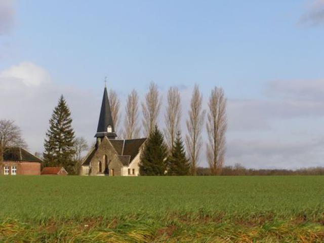 Eglise d'Hainvillers venant d'Orvillers Sorel