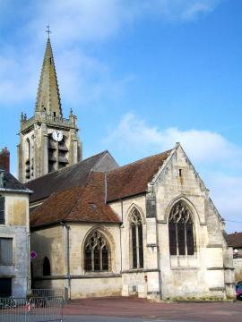 L'église Saint-Honoré, édifié autour de 1500 et inscrit au titre des Monuments historiques depuis 1927.