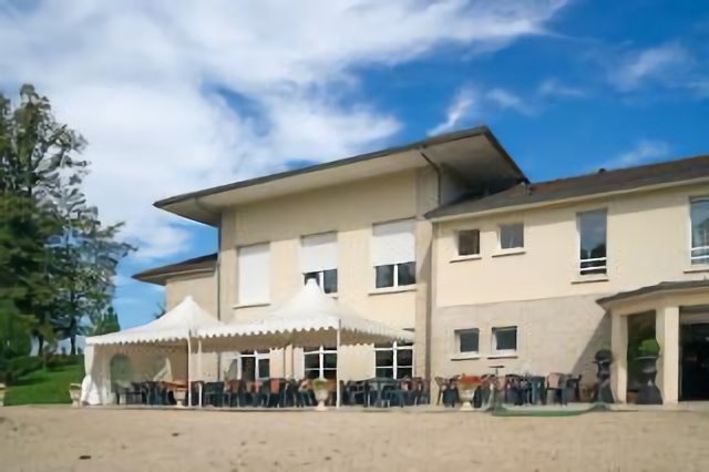 Club House de Monchy-Humières