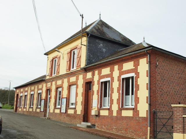 Quincampoix-Fleuzy (Oise, France)