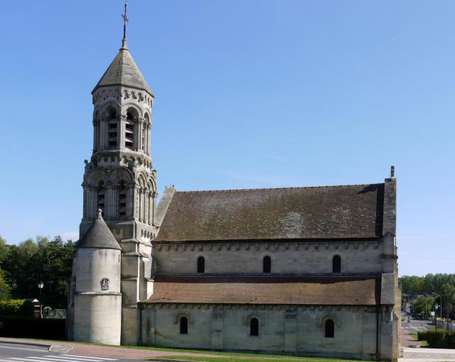 Eglise de Tracy le Val, Oise, France