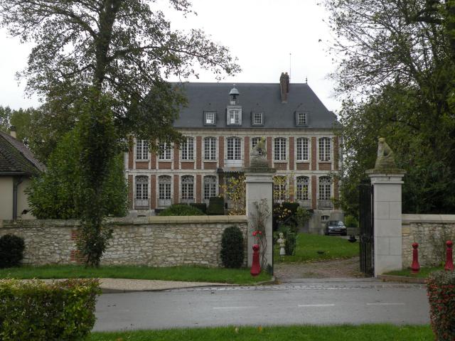 Saint-Martin-le-Nœud château