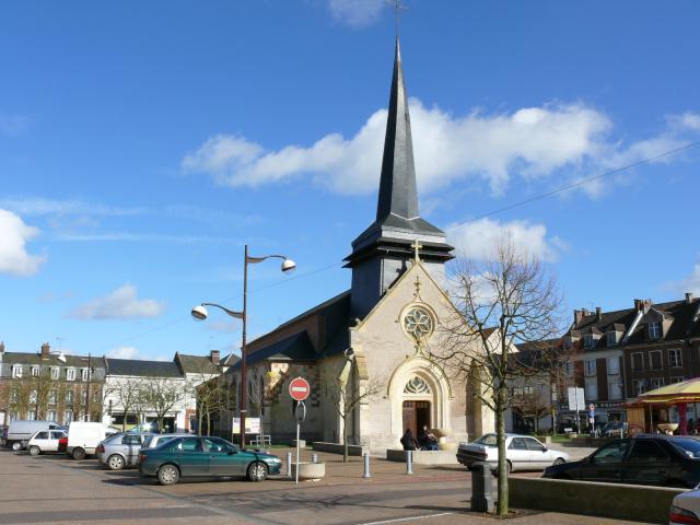 GRANDVILLIERS (Oise) : L'Église Saint-Gilles et la Place