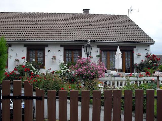 Maison fleuri à méru 60