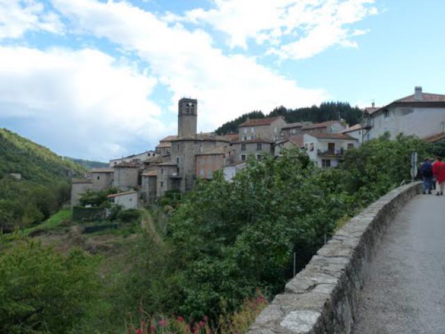 antraigues commune ou est décédé jean ferrat