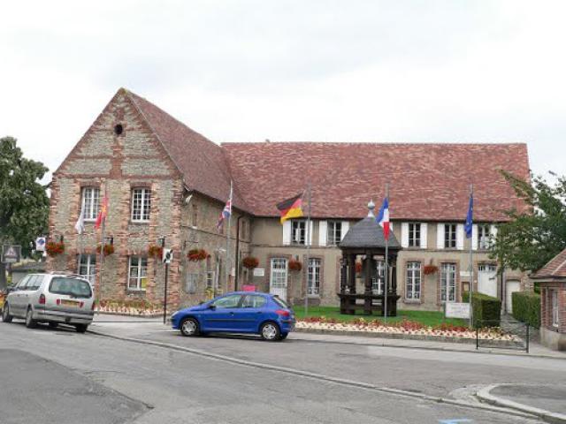 Gournay-en-Bray - Couvent des Capucins (Office du tourisme)