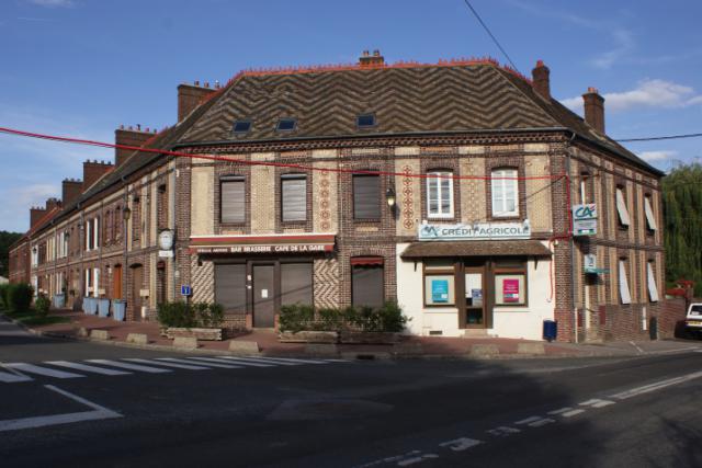 Maisons ouvrières de l'usine Boulenger situées devant le musée de la céramique à Auneuil
