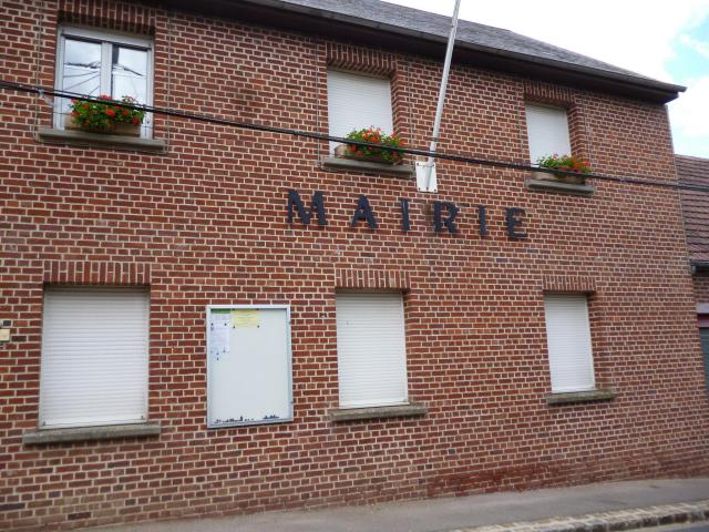 Mairie, située dans le hameau d'Hédencourt, dans la commune de Saint-André-Farivillers (Oise)