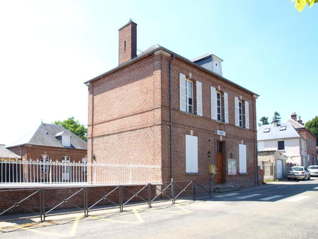 Fontaine-Lavaganne (Oise, France) ; mairie.