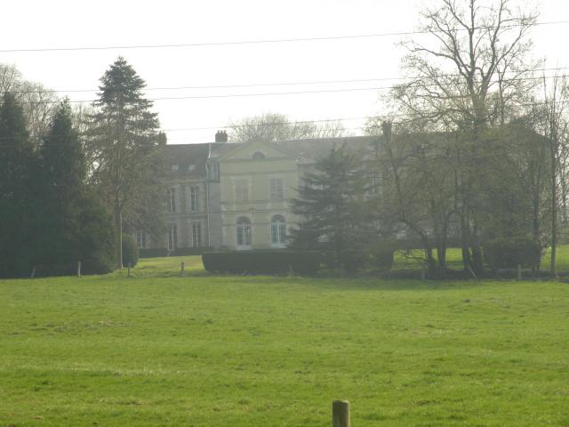 chateau de Warluis
