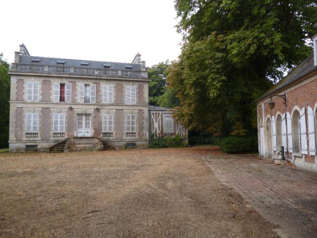 Le château de Gannes (Oise).