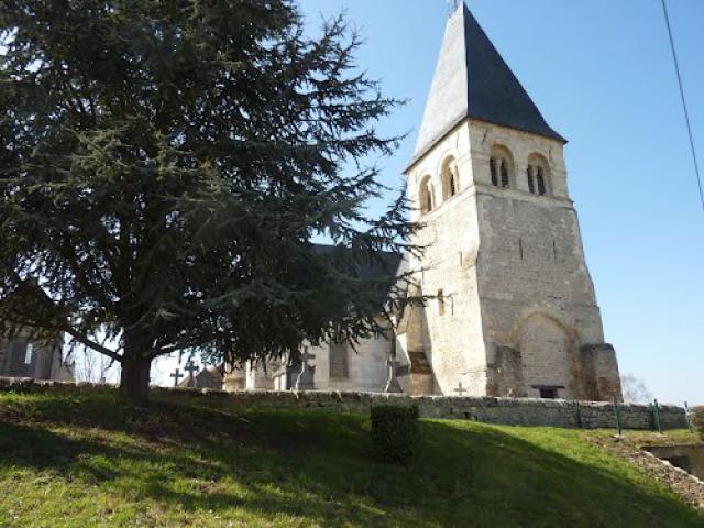 L'église de Pronleroy 60190.