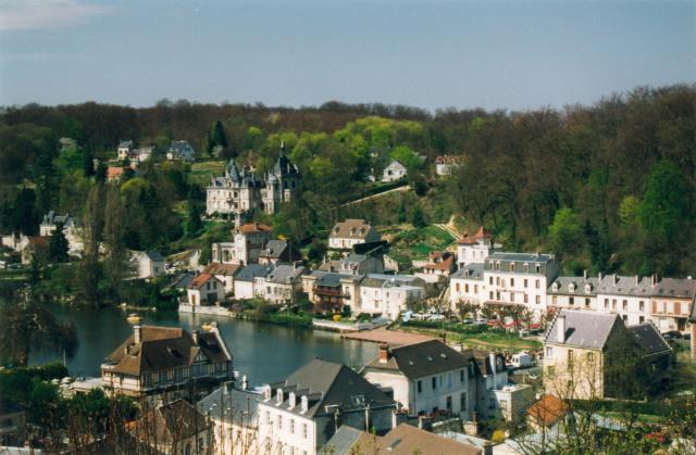 Pierrefonds Oise France Vue depuis le château Photographie prise par Patrick GIRAUD