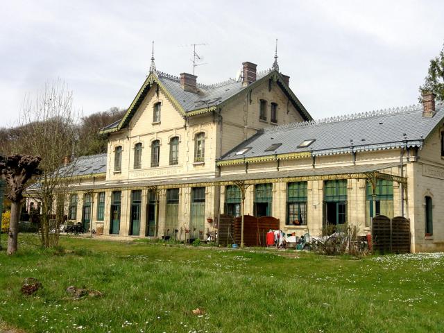 Ancienne gare de Pierrefonds.