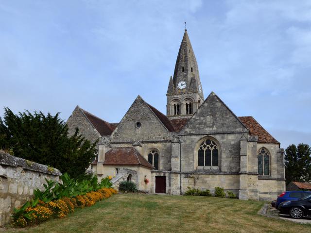 Église Ste Geneviève à Marolles, Oise, Picardie, France