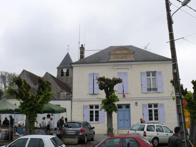 La mairie de Brégy (Oise, Picardie, France).