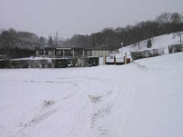 Ecole de la vallée aux cerfs sous la neige
