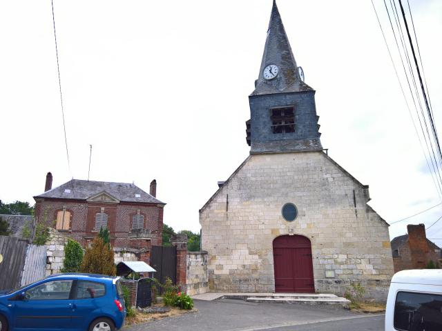 Blancfossé - Eglise Saint-Denis et ancien presbytère