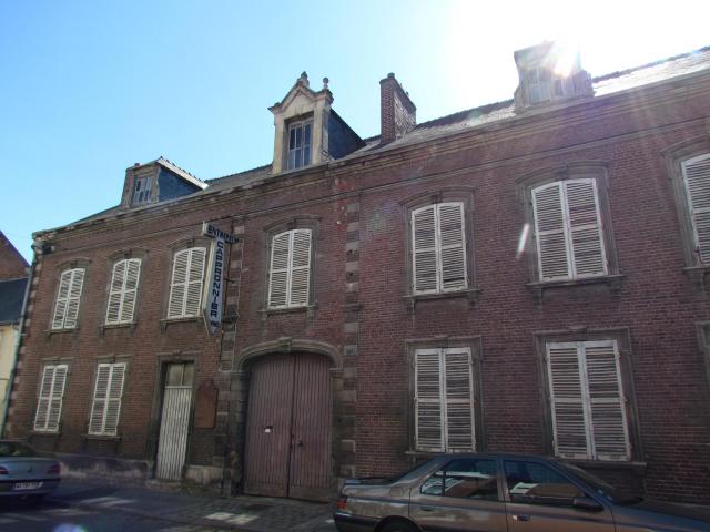 Cet édifice est répertorié dans la base Mérimée, base de données sur le patrimoine architectural français du ministère de la Culture, sous…