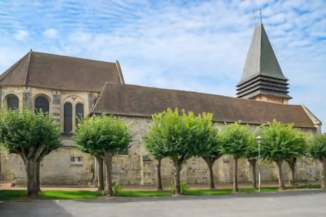 L'église d ' Estrées Saint Denis