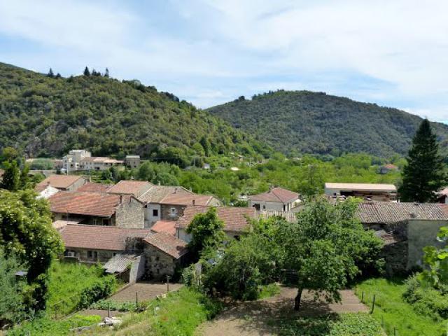 Pont-de-Labeaume - Le village et ses jardins