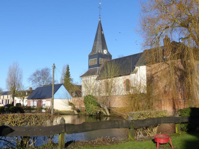 La Mare et le transept sud de l'église Saint-Éloi d'Auchy-la-Montagne