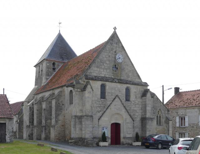 L'église Saint-Étienne à Boissy-Fresnoy (Oise, Picardie, France).