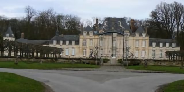 Chateau de Saint-Cyr