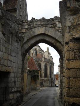 La Porte Nointel, à Clermont, Oise, France.