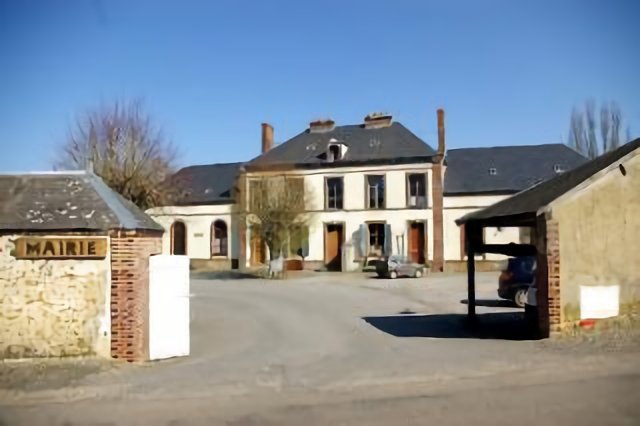 Mairie de Moutiers au Perche