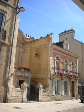 Alençon, Maison natale de sainte Thérèse de l'enfant-Jésus et chapelle