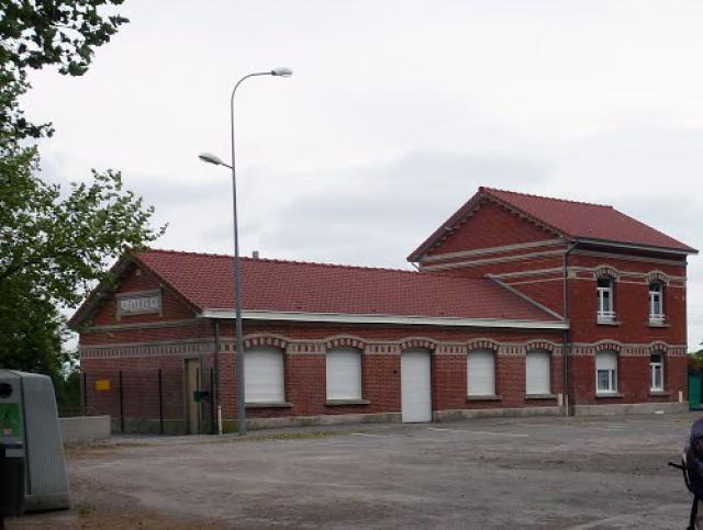 Farbus, France, Place de la Gare