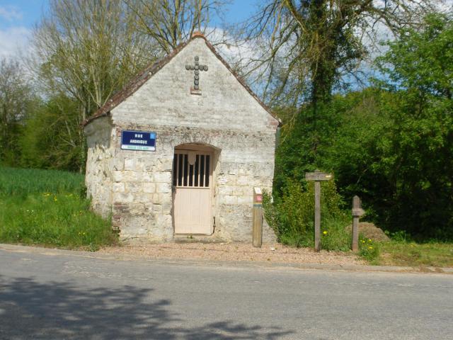 Vue d'une chapelle à Nœux-lès-Auxi.