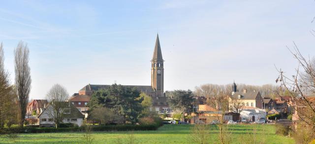 Saint-Venant, vue depuis la Lys navigable