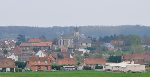 Vue sur le village de Labeuvrière, depuis les hauteurs nord