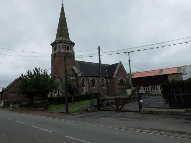 Vue de l'église de Riencourt-lès-Cagnicourt.