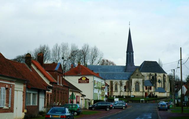 Douriez (Pas-de-Calais, France). Le centre du village.