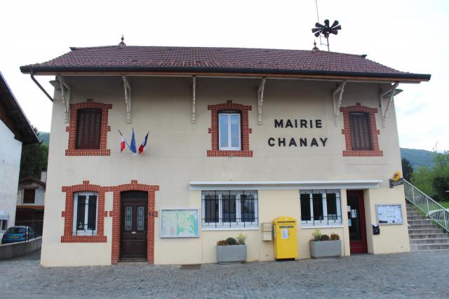 Mairie de Chanay.